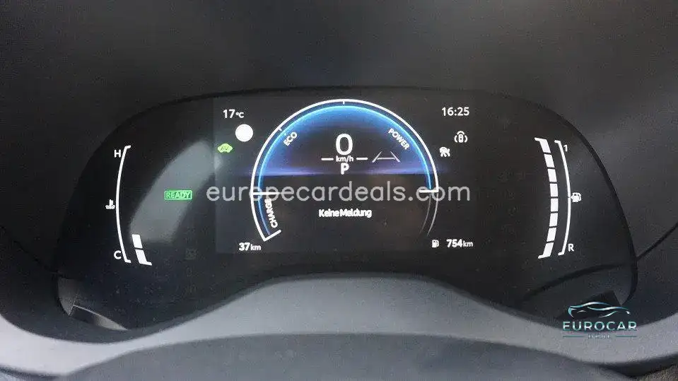 Mazda 2 Hybrid