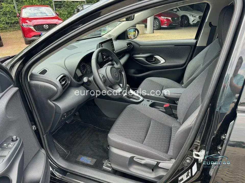 Mazda 2 Hybrid