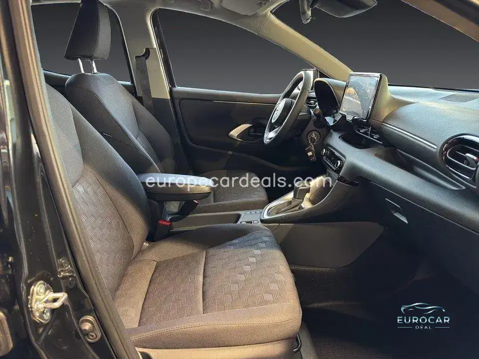 Mazda 2 Hybrid