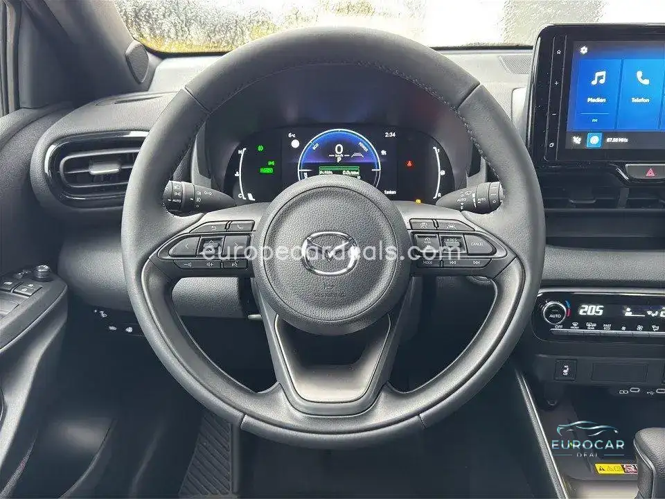 Mazda 2 Hybrid