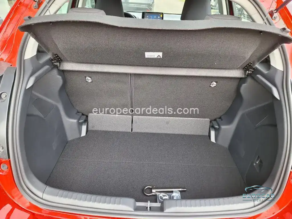 Mazda 2 Hybrid