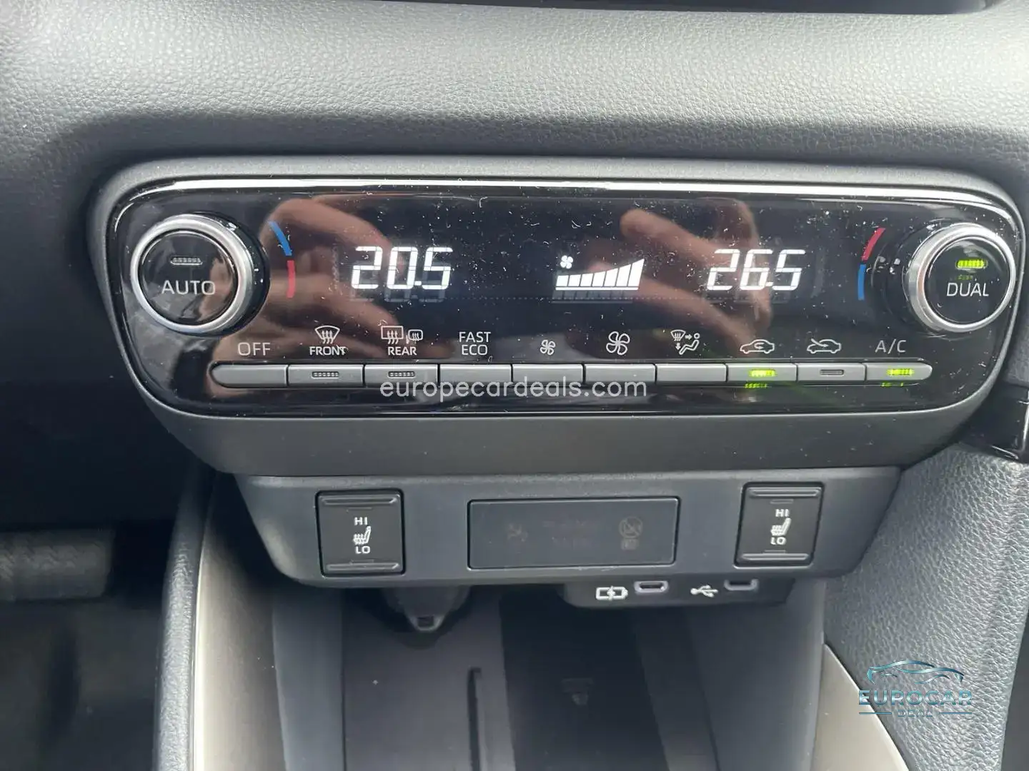 Mazda 2 Hybrid