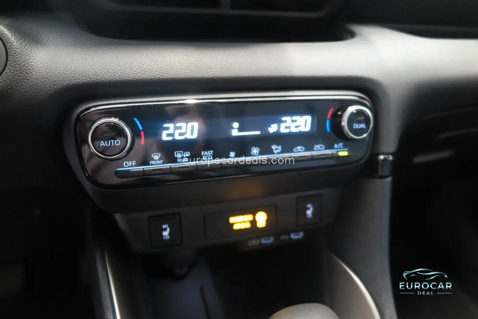 Mazda 2 Hybrid