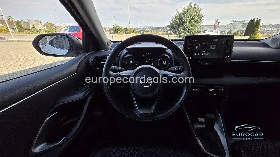 Mazda 2 Hybrid