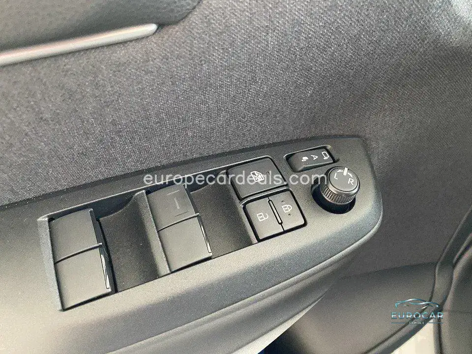Mazda 2 Hybrid