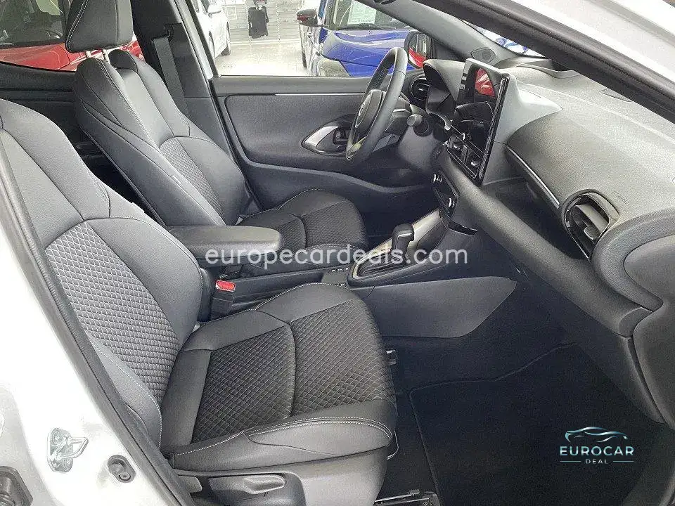 Mazda 2 Hybrid