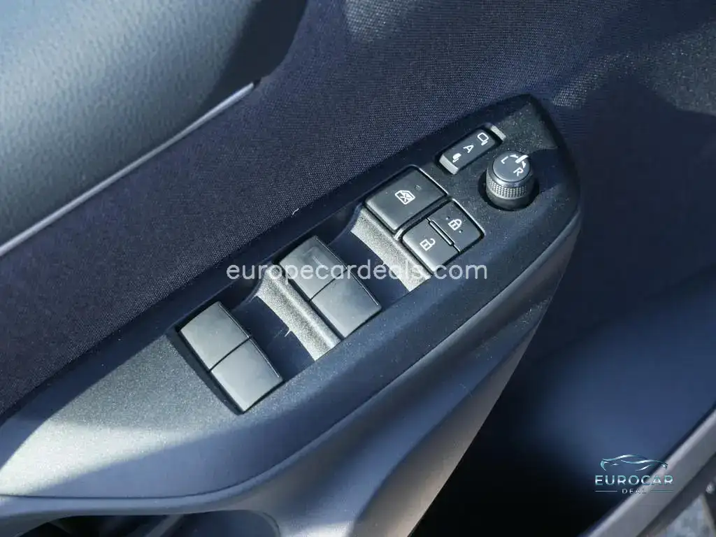 Mazda 2 Hybrid