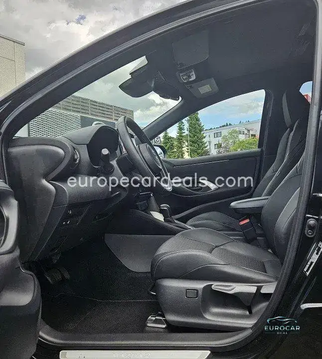 Mazda 2 Hybrid
