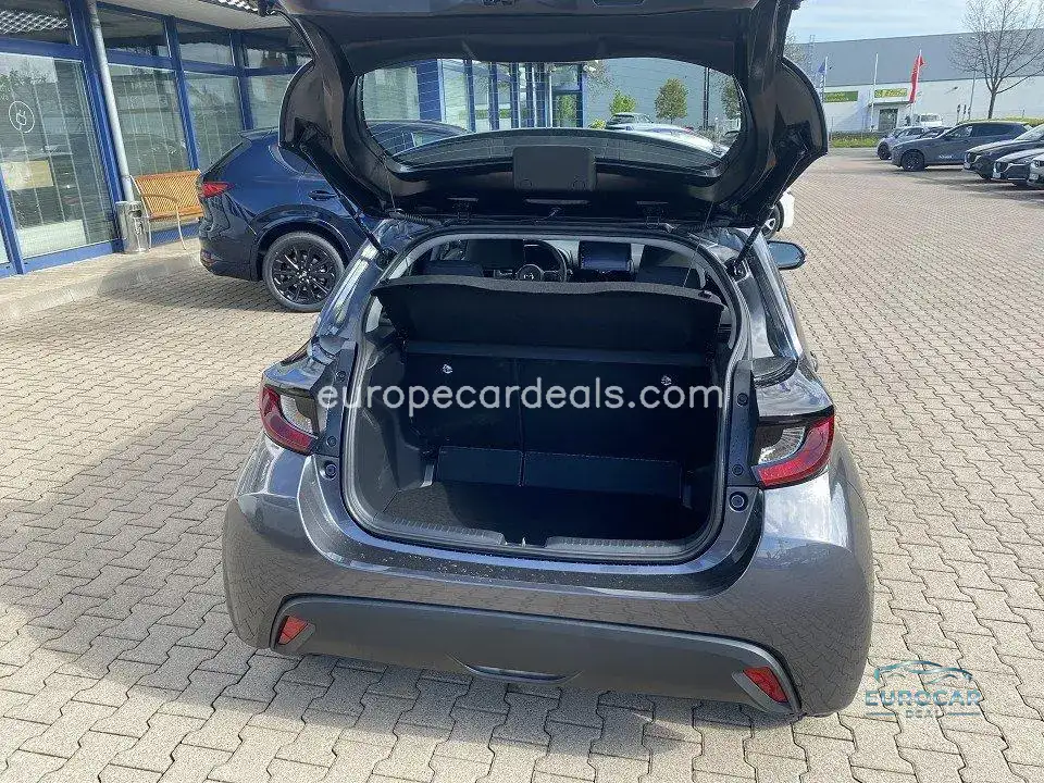 Mazda 2 Hybrid