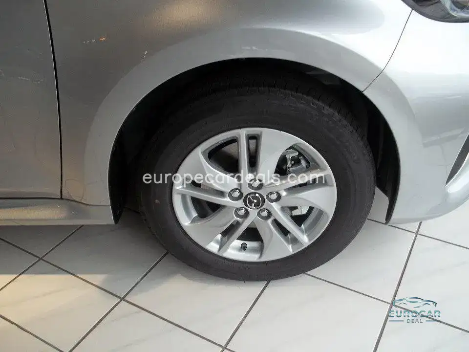Mazda 2 Hybrid