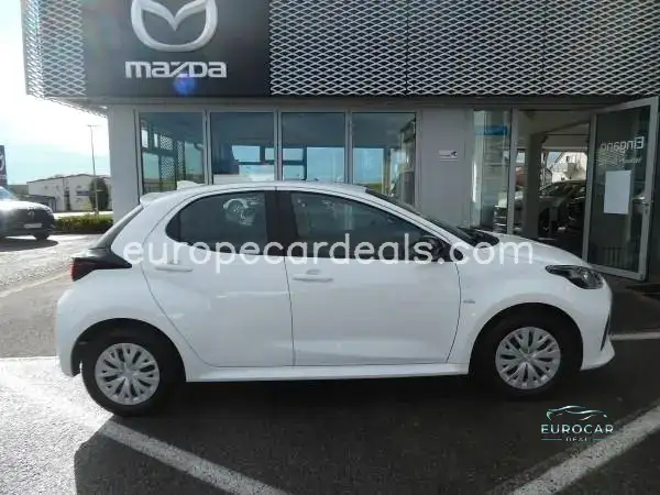 Mazda 2 Hybrid