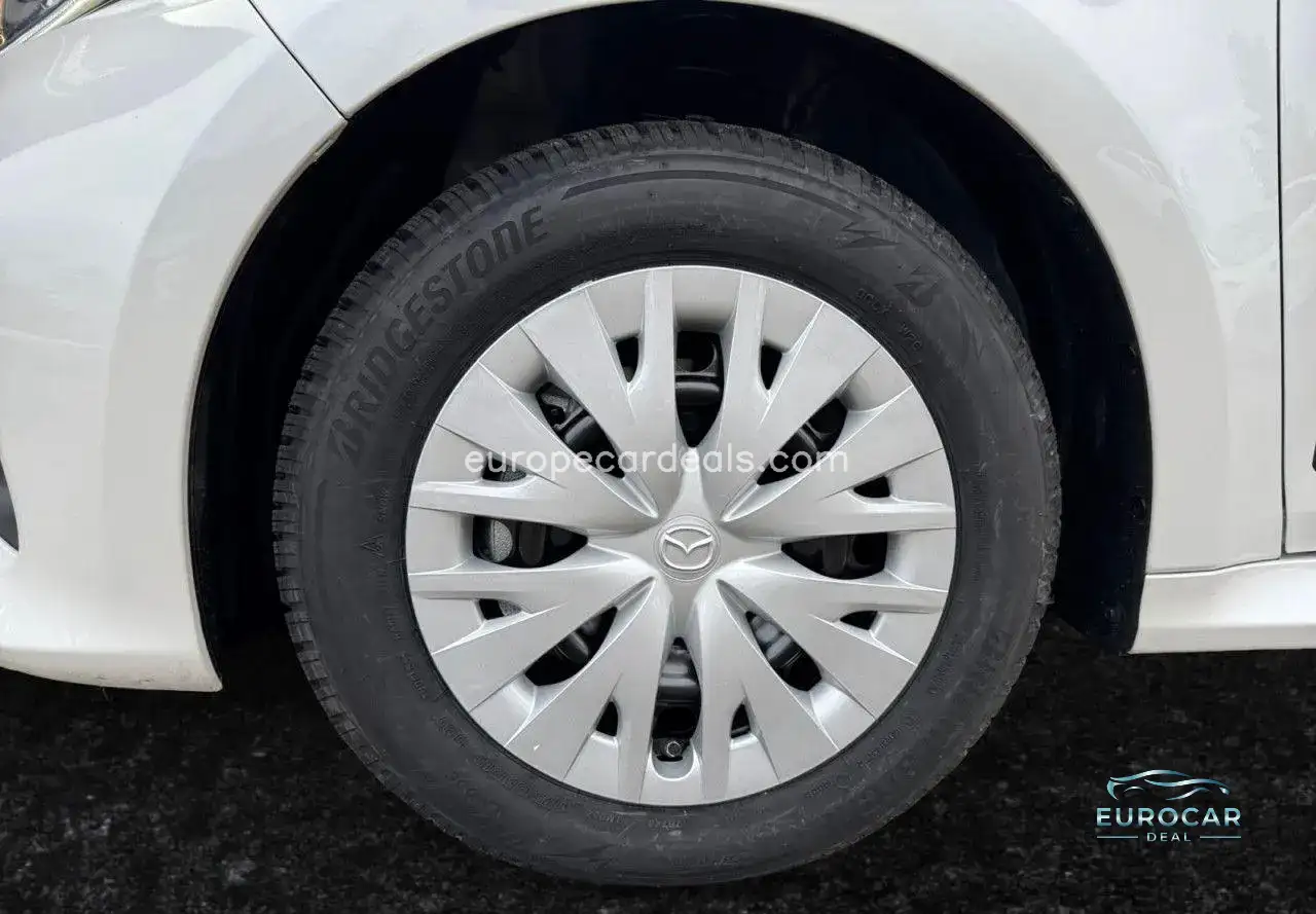 Mazda 2 Hybrid