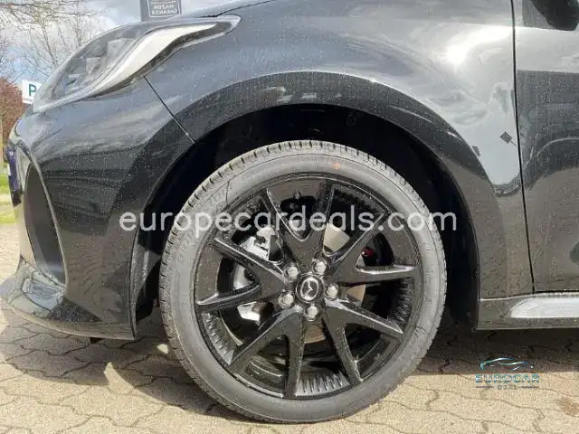 Mazda 2 Hybrid