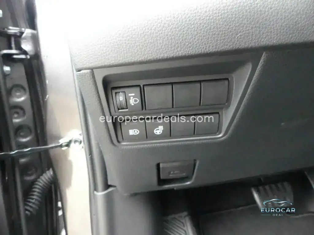 Mazda 2 Hybrid