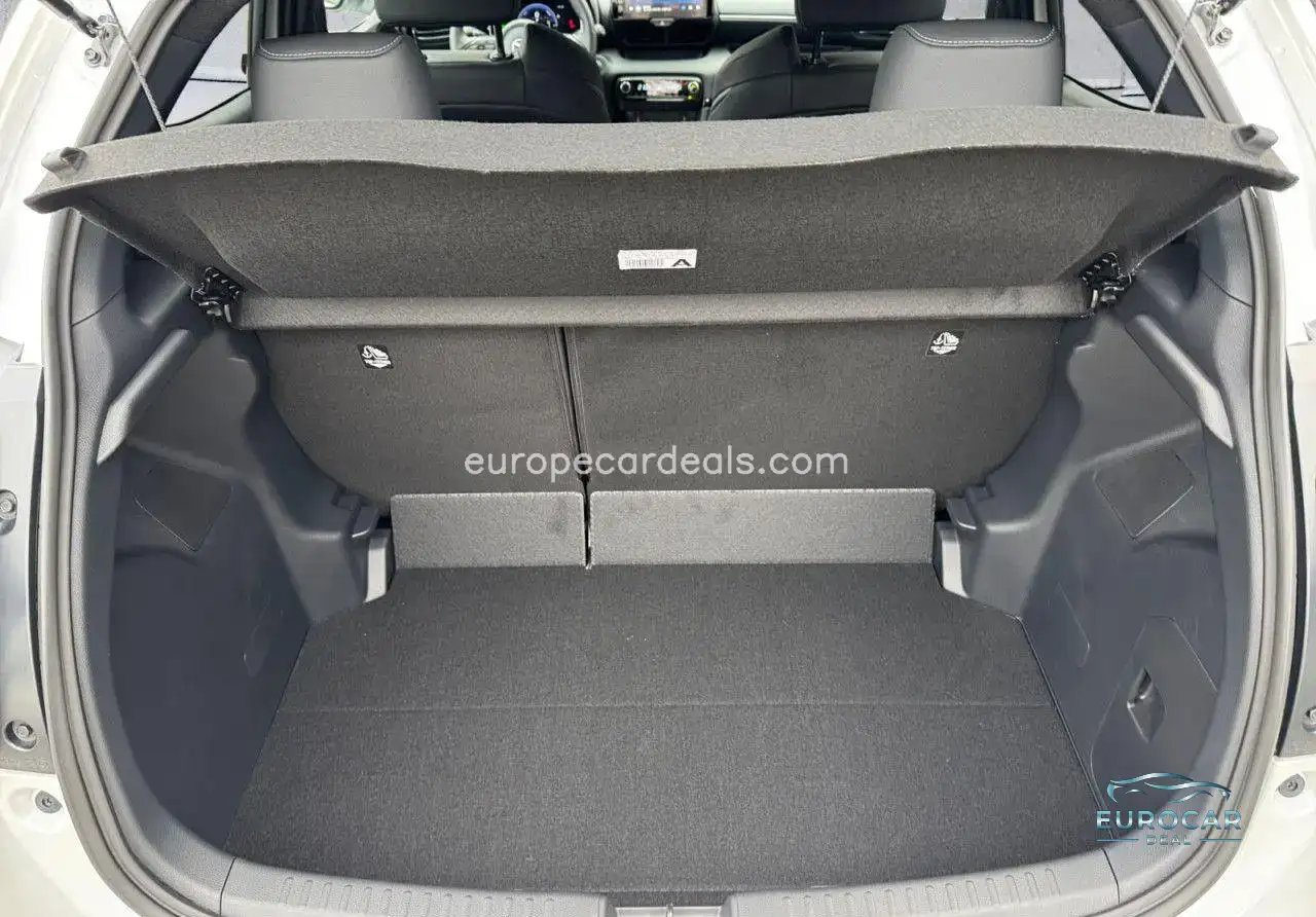 Mazda 2 Hybrid