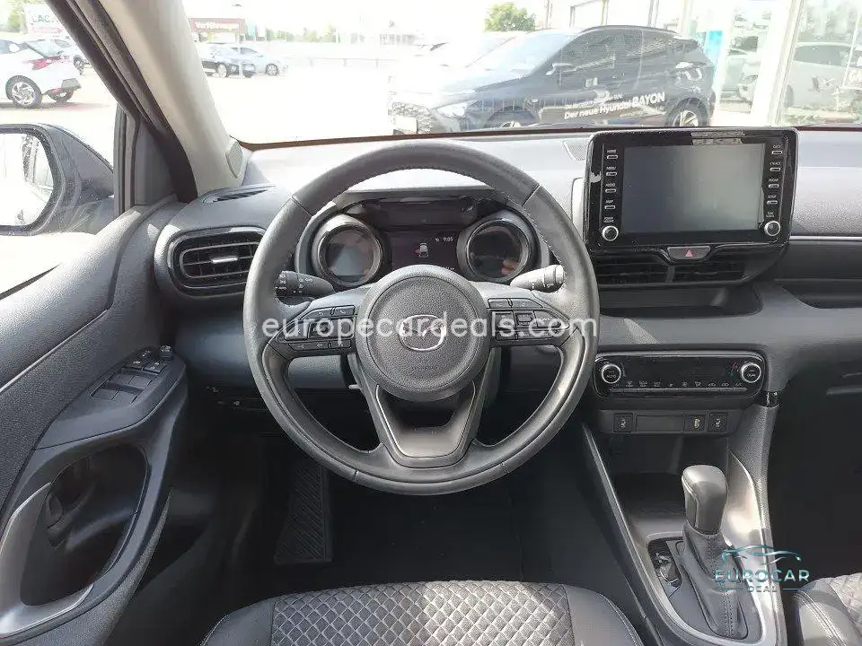 Mazda 2 Hybrid