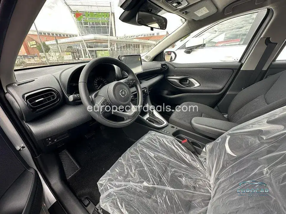 Mazda 2 Hybrid