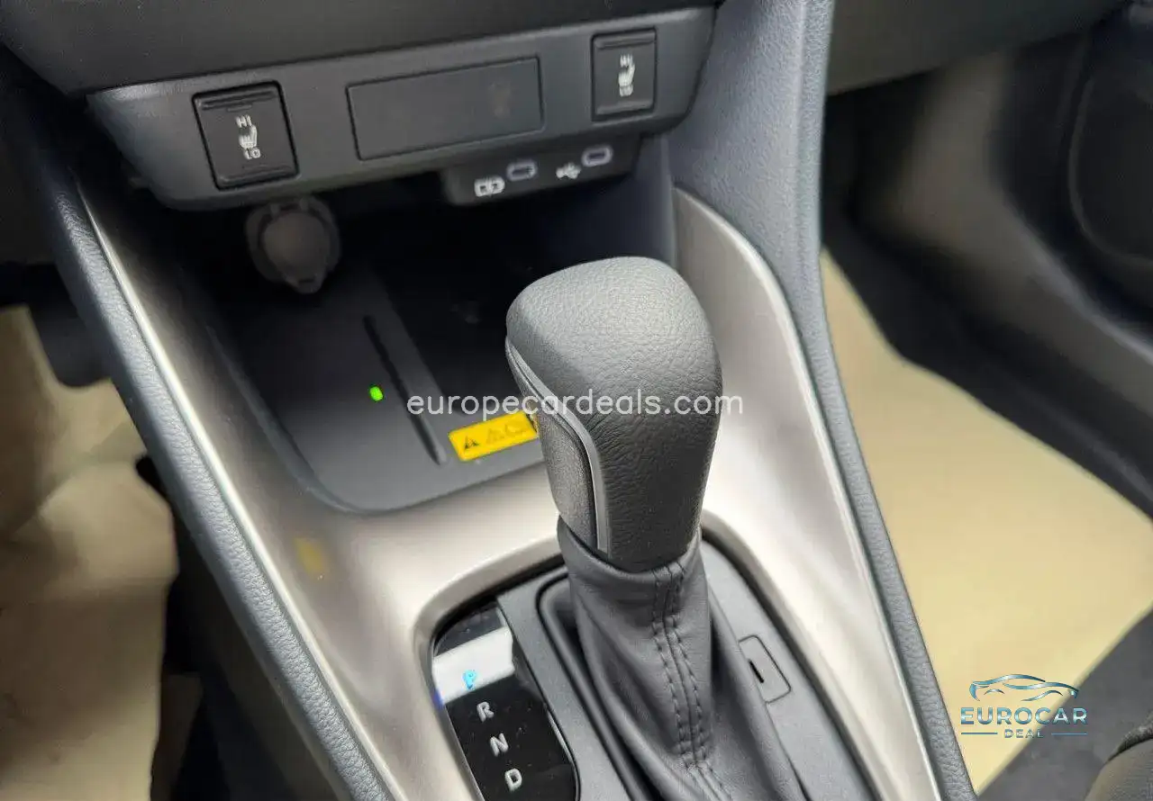 Mazda 2 Hybrid
