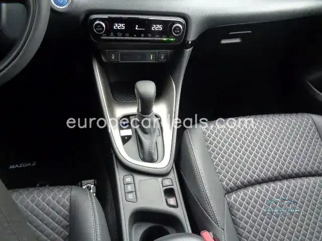 Mazda 2 Hybrid