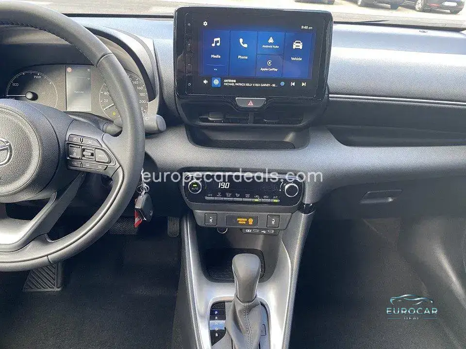 Mazda 2 Hybrid