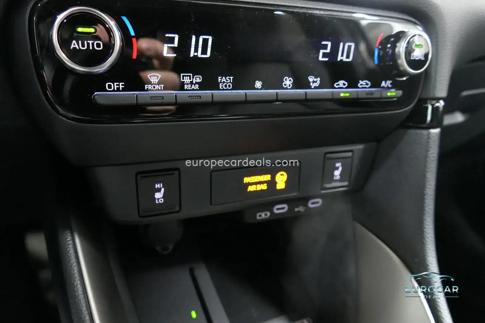Mazda 2 Hybrid