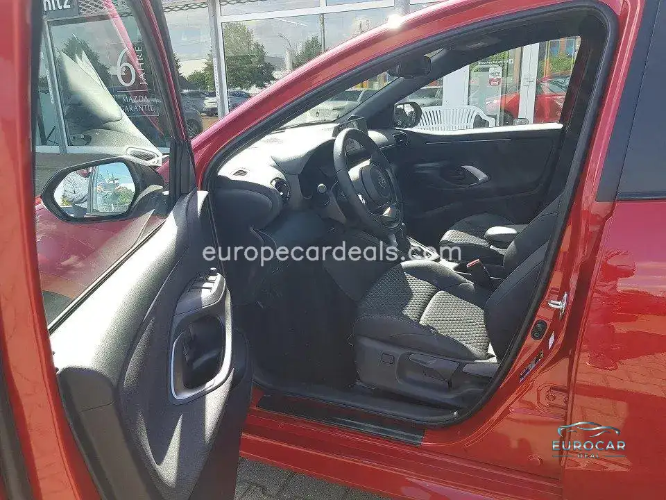 Mazda 2 Hybrid
