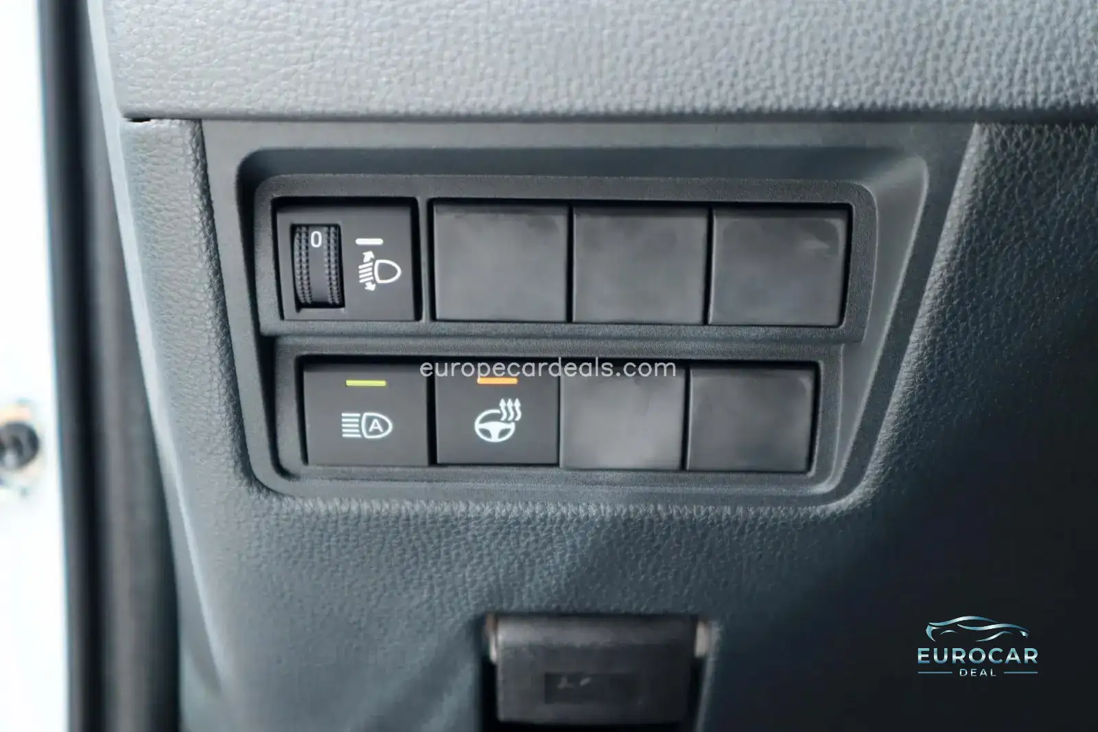 Mazda 2 Hybrid