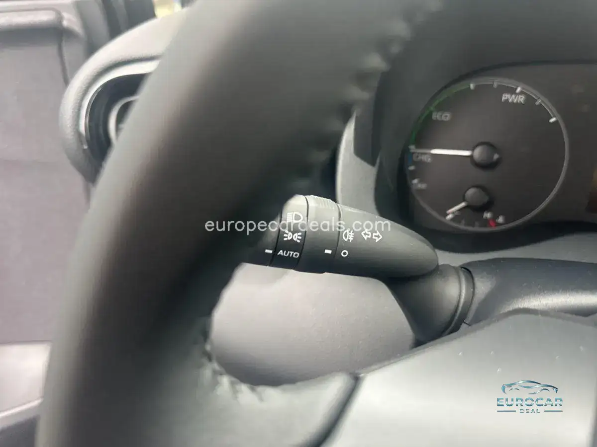 Mazda 2 Hybrid
