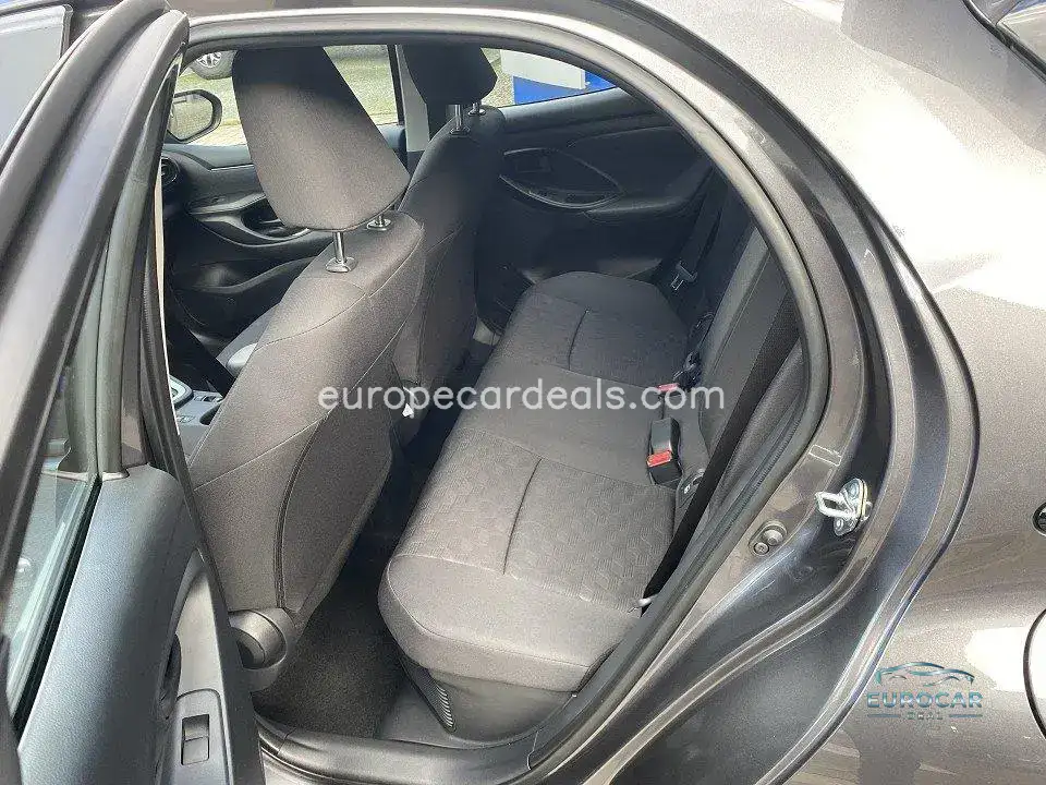 Mazda 2 Hybrid