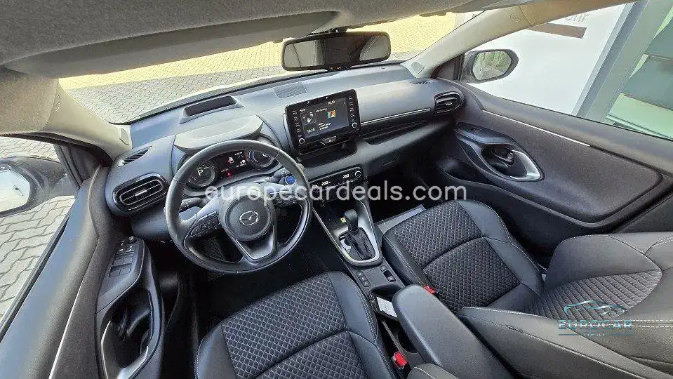 Mazda 2 Hybrid