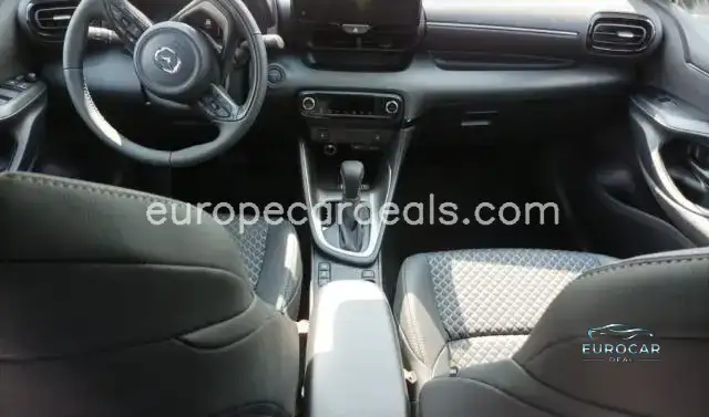 Mazda 2 Hybrid