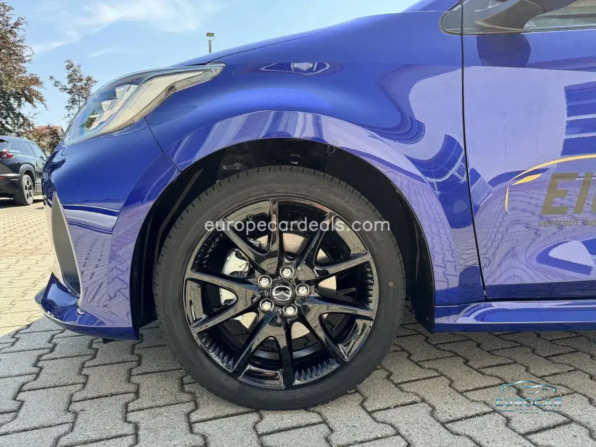 Mazda 2 Hybrid