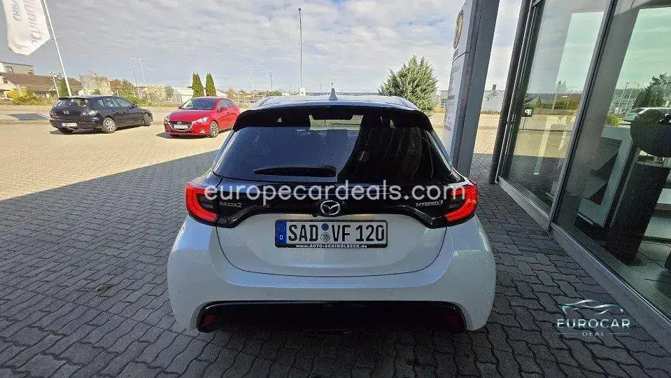 Mazda 2 Hybrid