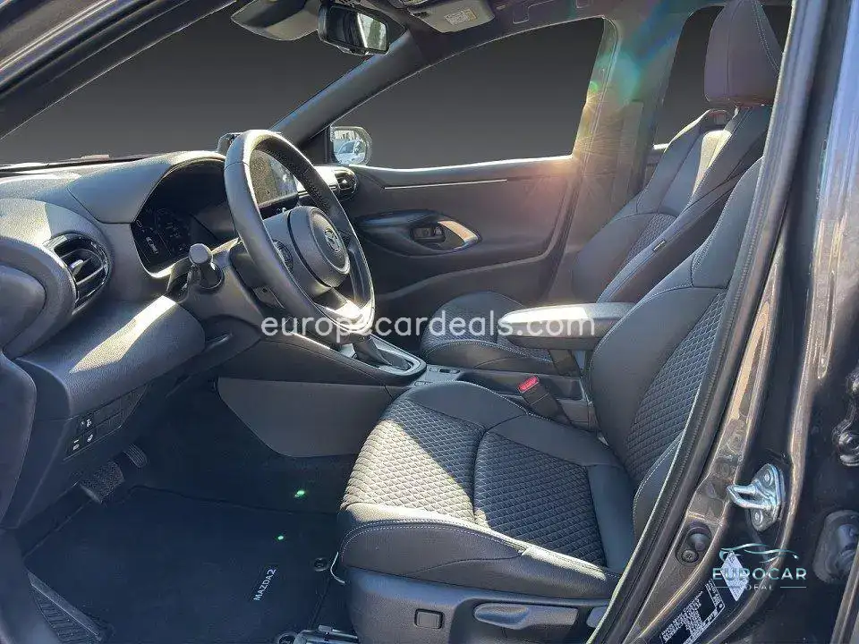 Mazda 2 Hybrid