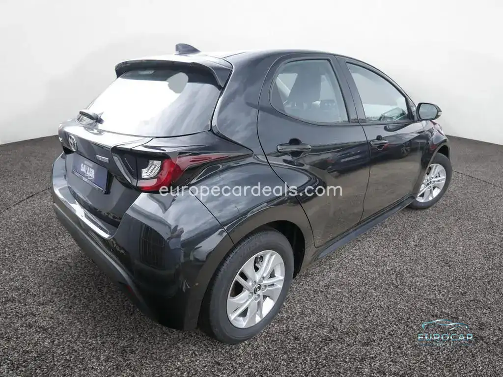 Mazda 2 Hybrid