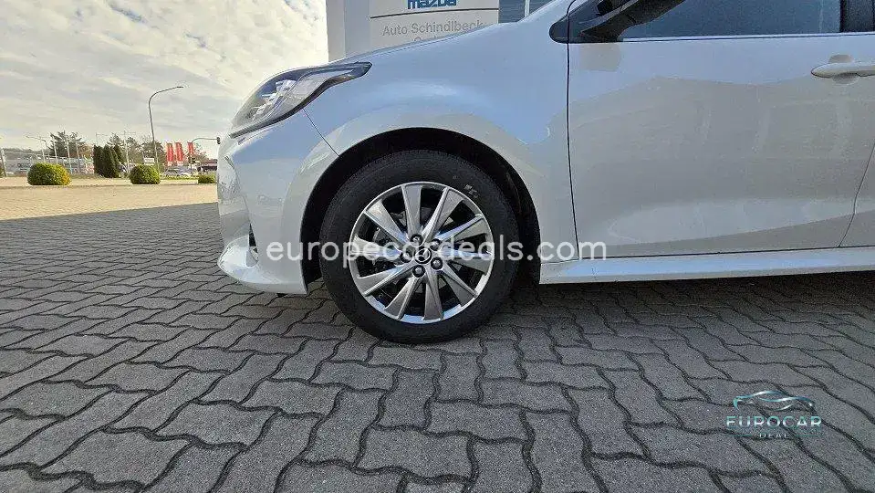 Mazda 2 Hybrid