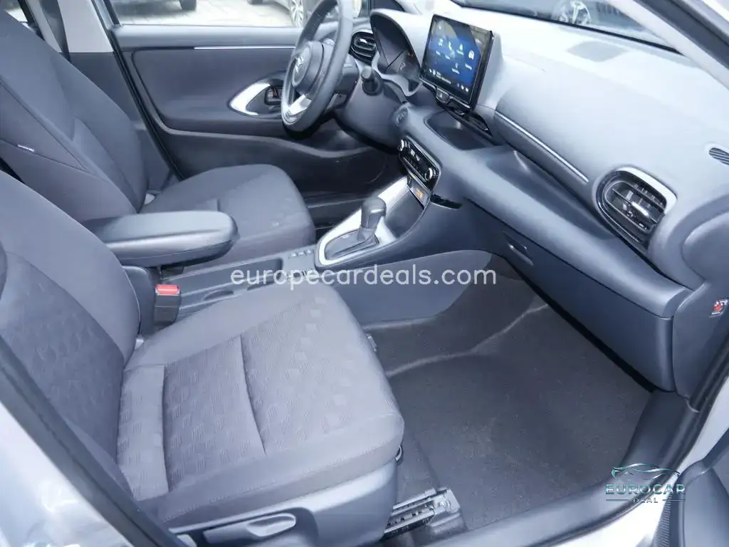 Mazda 2 Hybrid