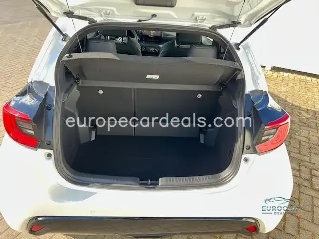 Mazda 2 Hybrid