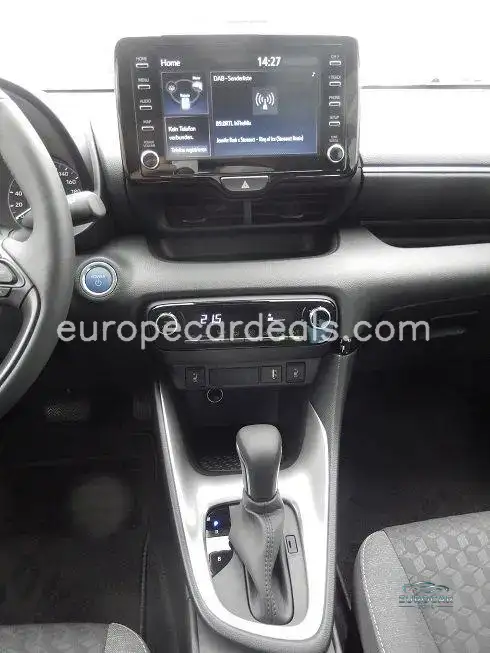 Mazda 2 Hybrid