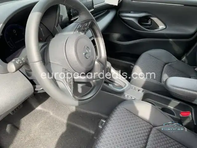 Mazda 2 Hybrid