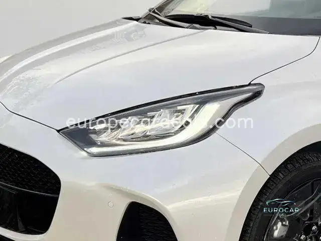 Mazda 2 Hybrid