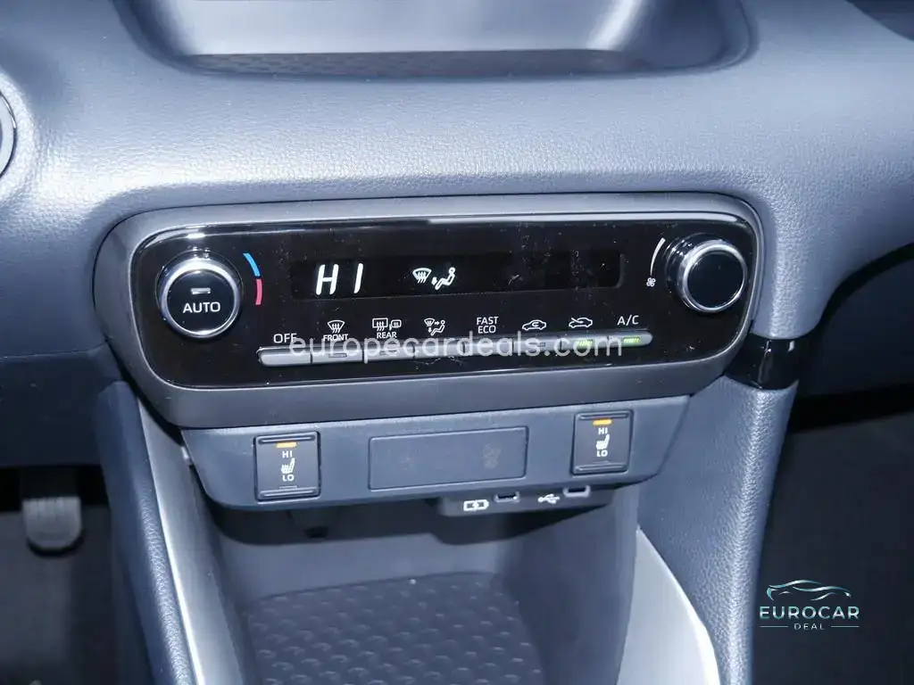 Mazda 2 Hybrid