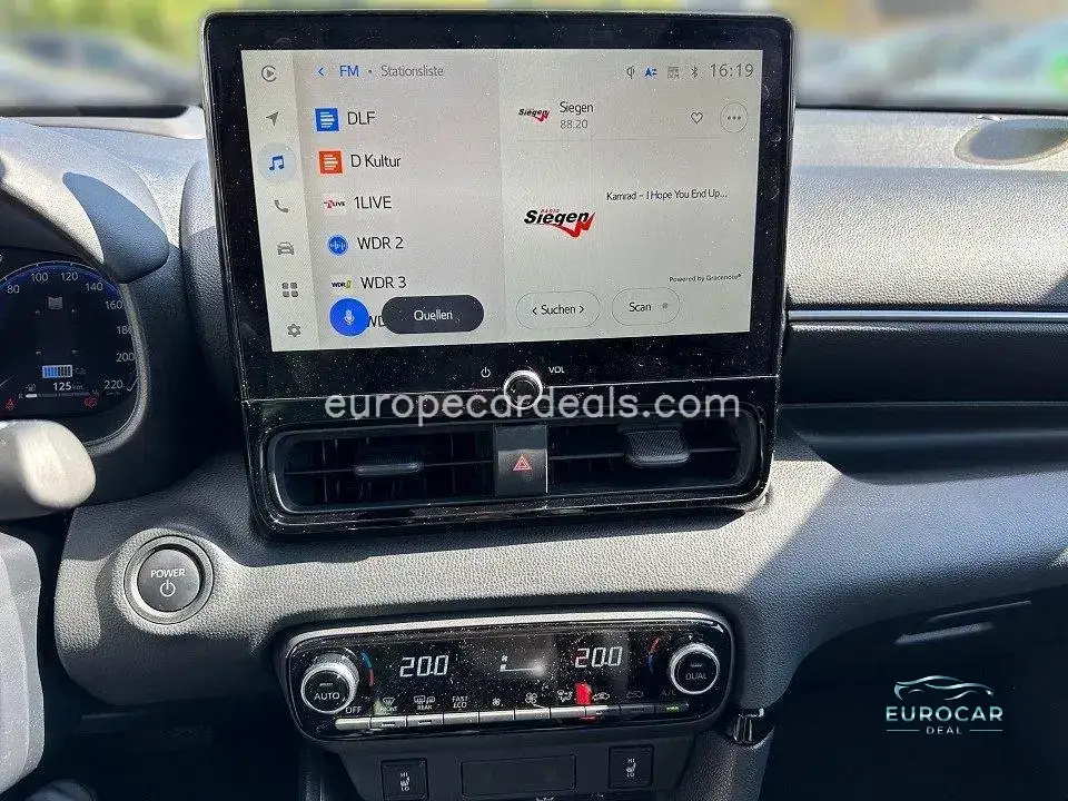 Mazda 2 Hybrid