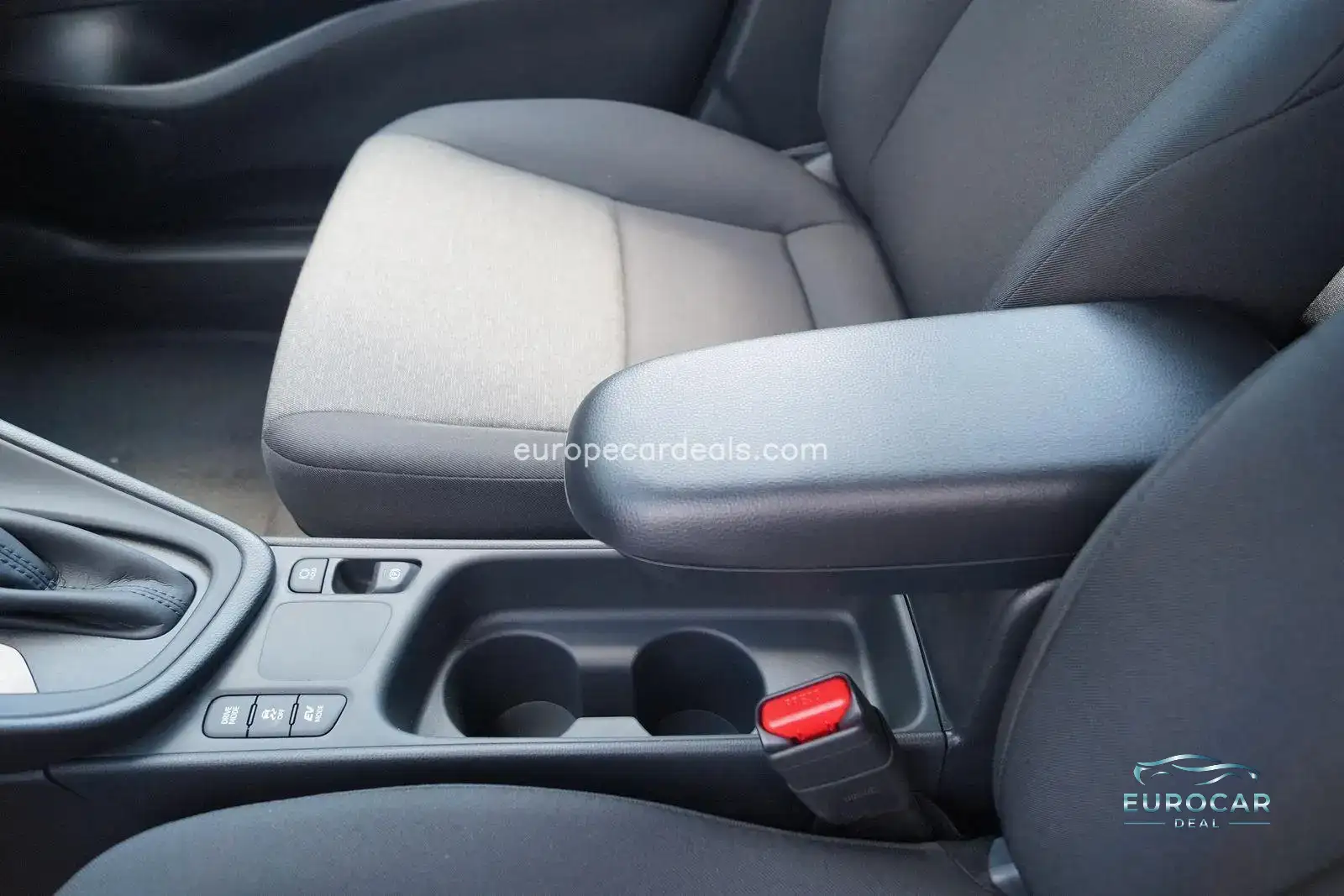 Mazda 2 Hybrid
