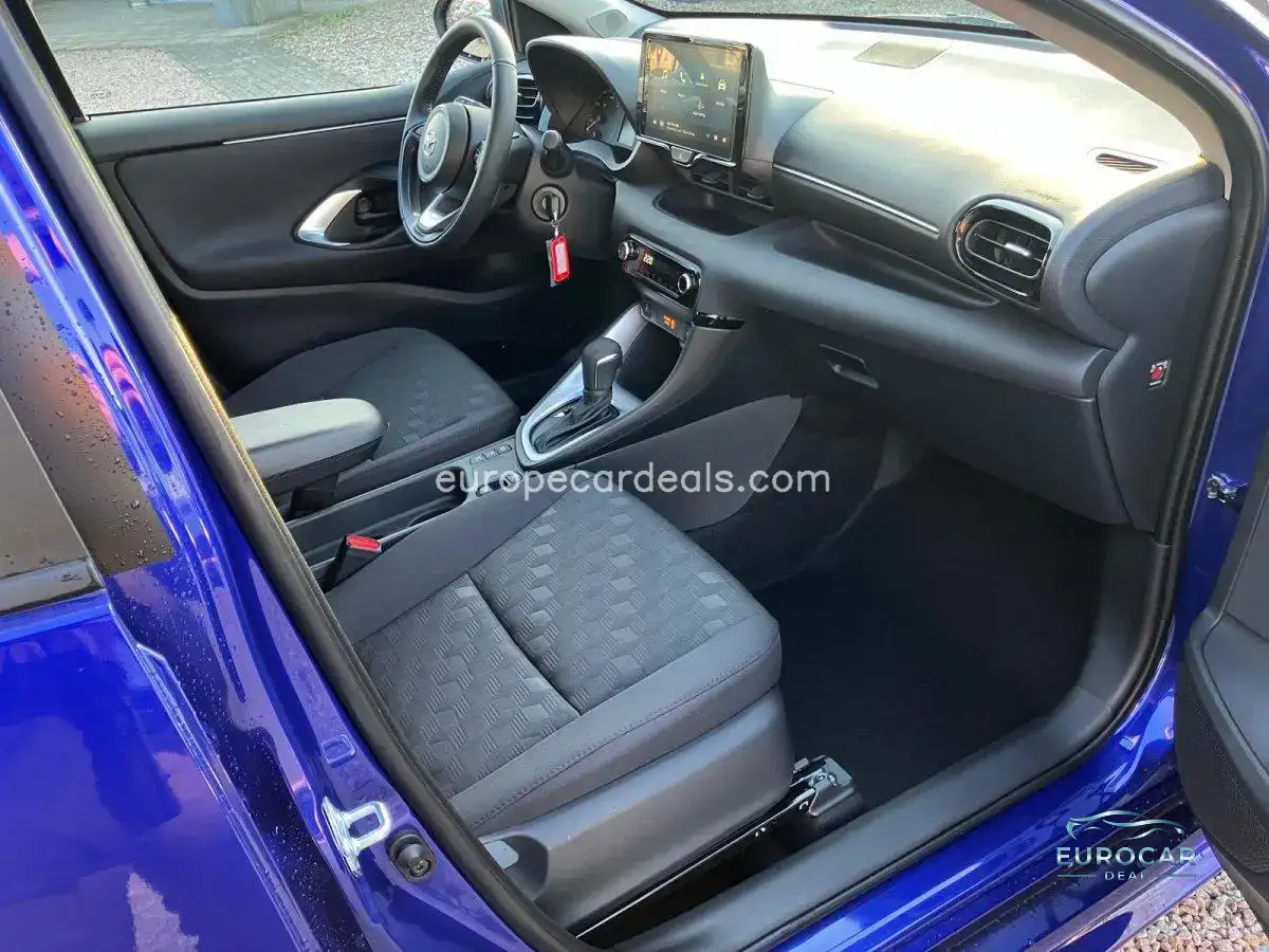 Mazda 2 Hybrid