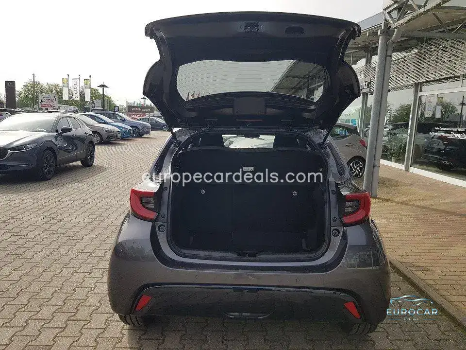 Mazda 2 Hybrid