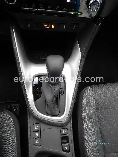 Mazda 2 Hybrid