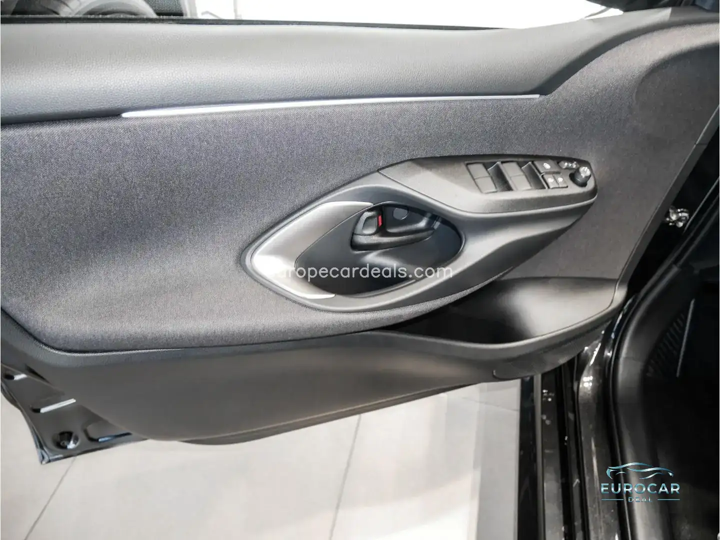 Mazda 2 Hybrid