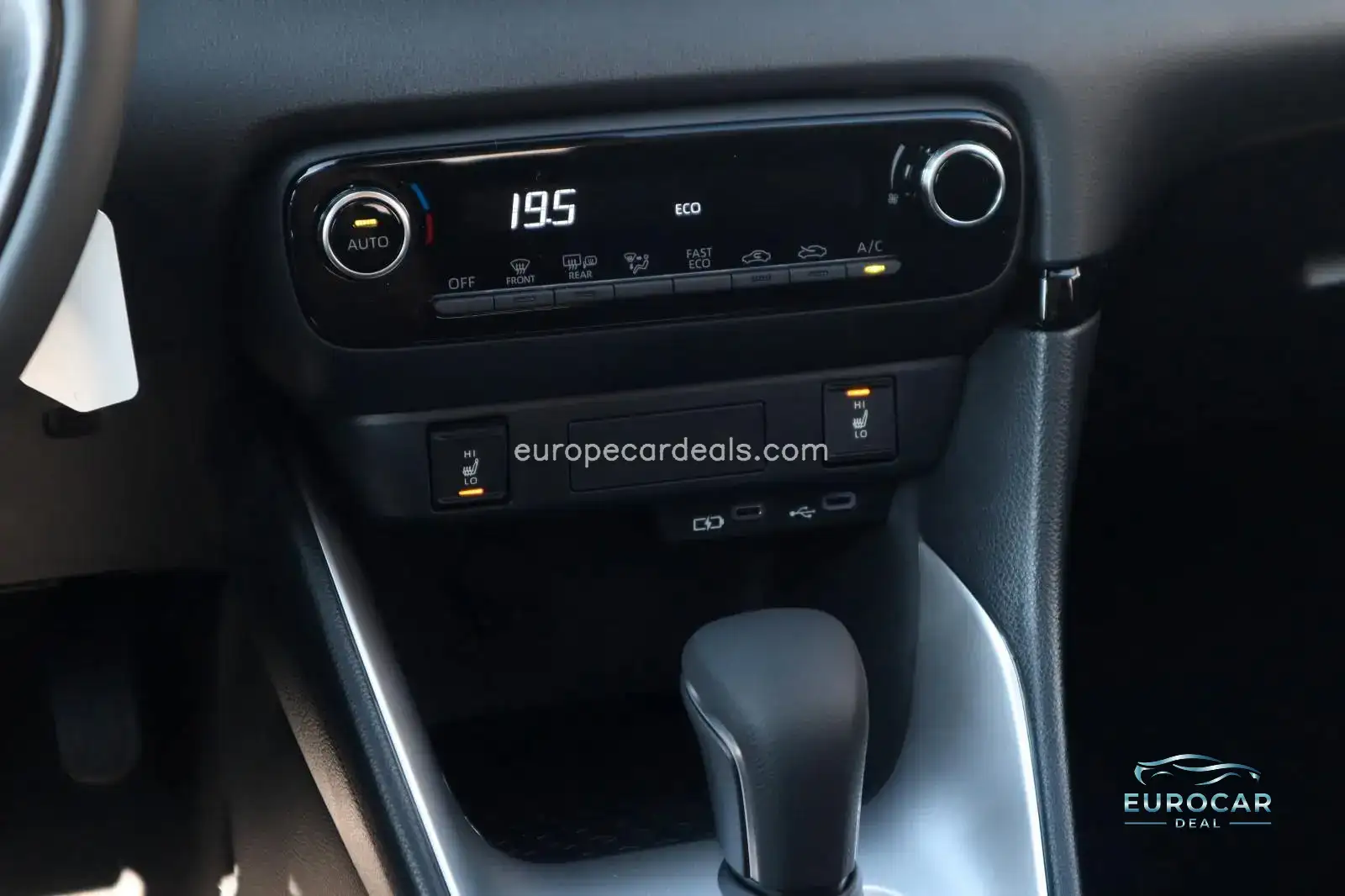 Mazda 2 Hybrid