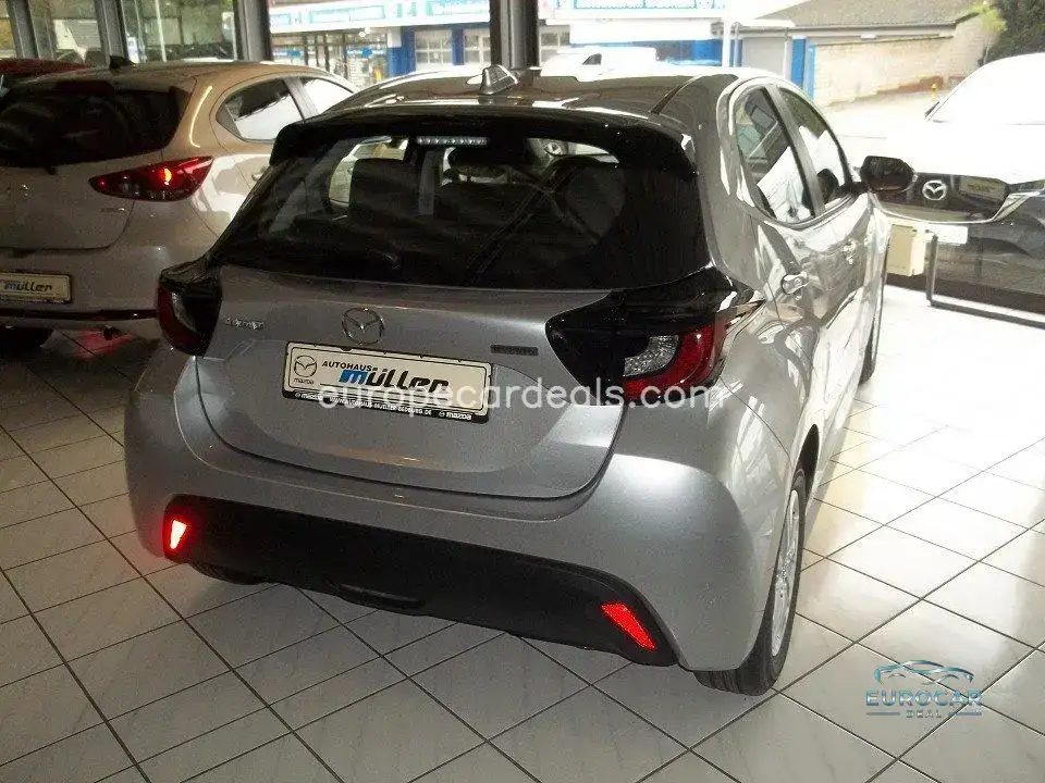 Mazda 2 Hybrid